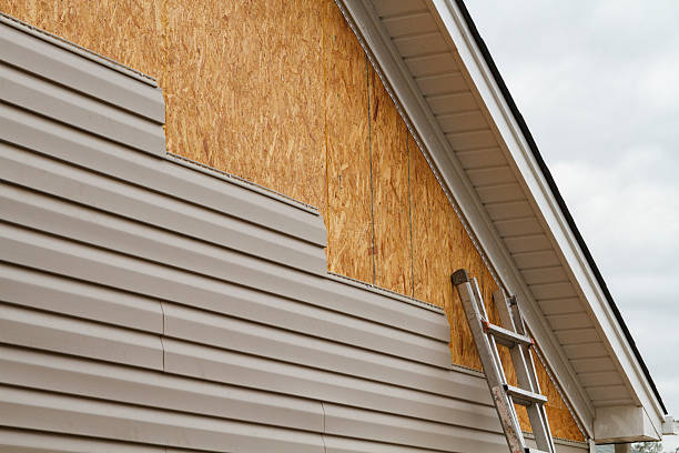 24/7 Emergency Siding experts in Williamsburg, VA